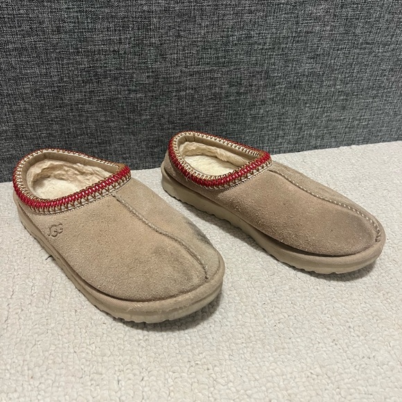 UGG Tasman Slippers - Picture 1 of 7